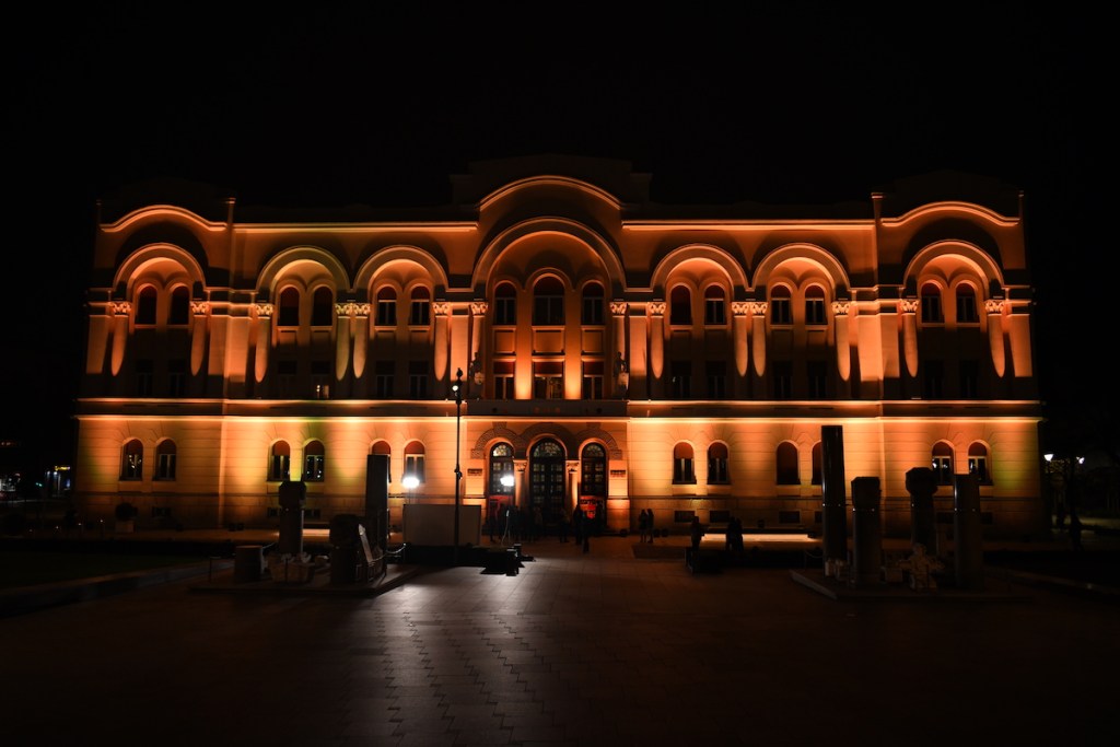 Osvijetljenjem Banskog dvora u Banjoj Luci, zvanično započela kampanja 16  dana aktivizma