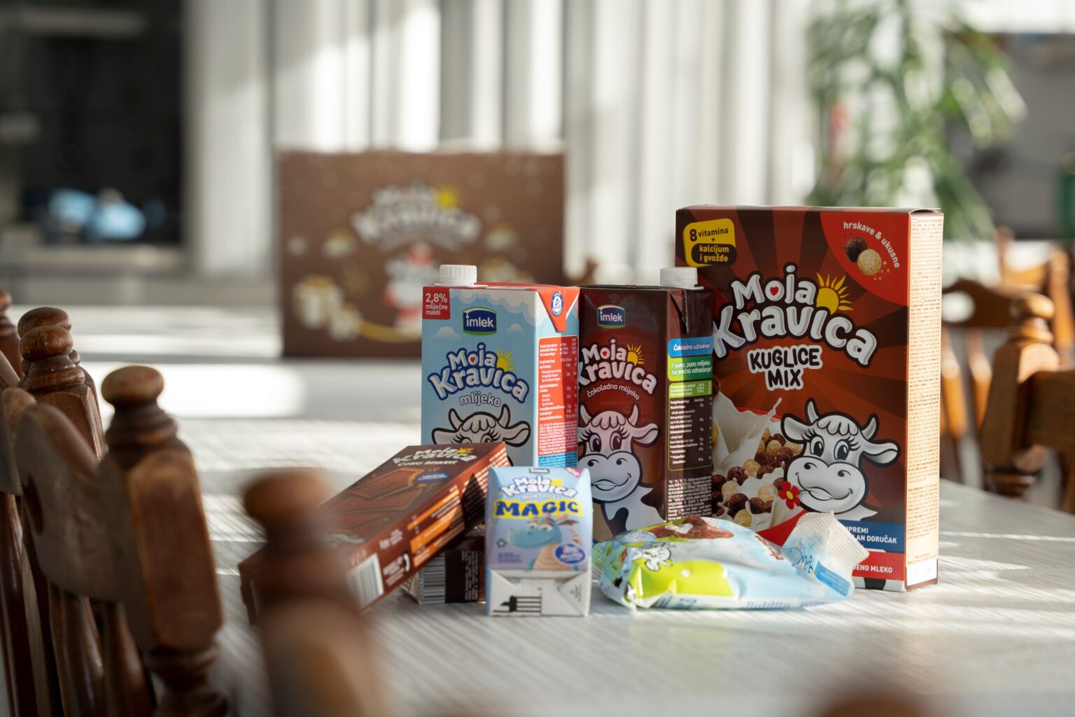 Kompanija “Mlijekoprodukt” uljepšala praznike za 400 mališana iz najosjetljivijih kategorija društva