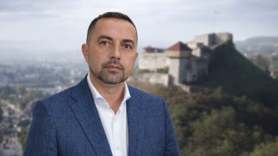 Jerinić isplaćivao grantove mimo zakona