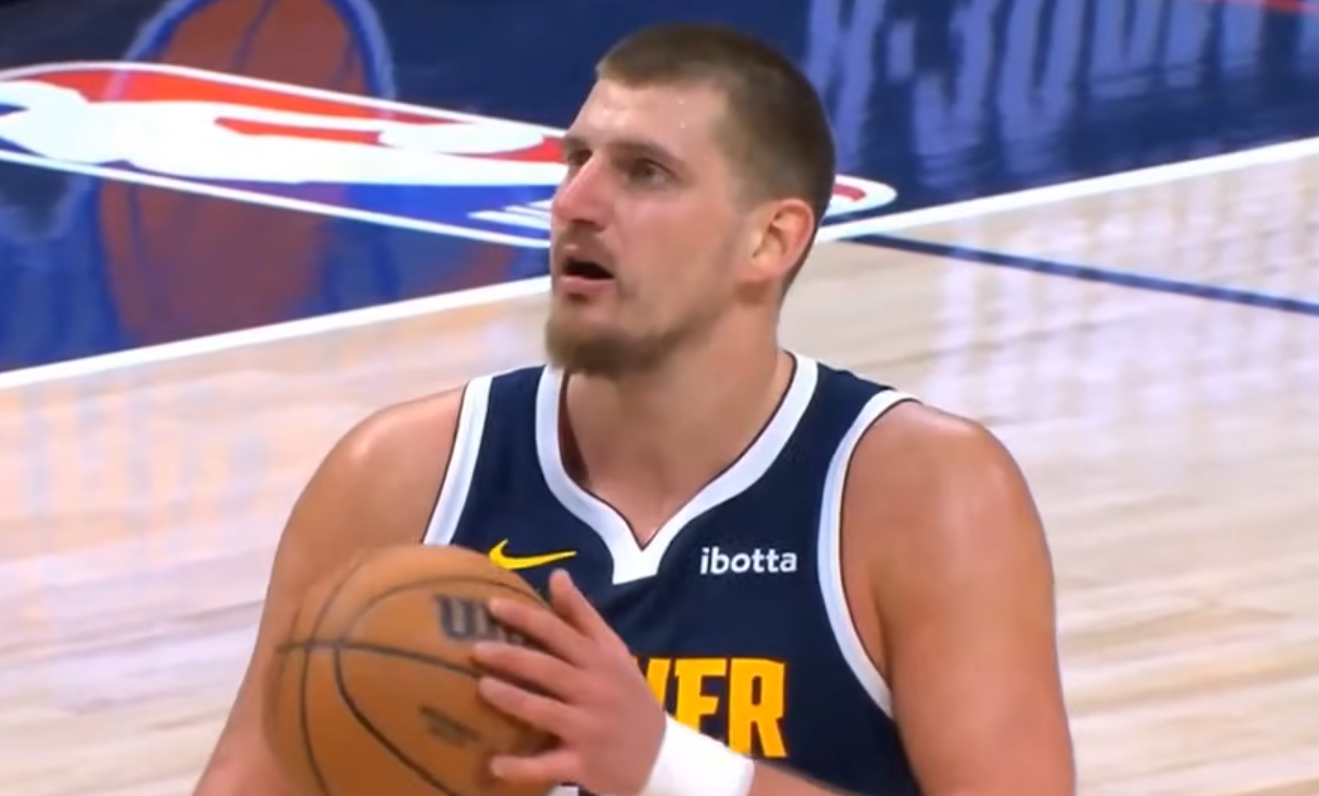 Jokić kao na igrici, asistirao sam sebi