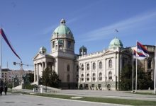 Uklonjeni šatori ispred Narodne skupštine Srbije