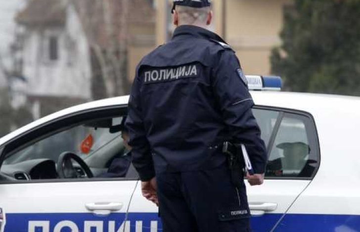 Učenik zbog ocjene prijetio nastavnici