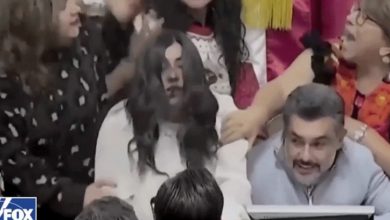 Poslanice se potukle i vukle za kosu u borbi za govornicu