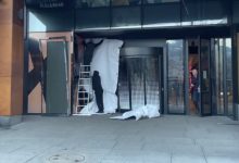 Pokušali automobilom da provale u tržni centar