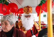 Mališani sa Svetim Nikolom i Djeda Mrazom prošli kroz Banjaluku