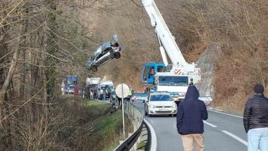 Saobraćajna nezgoda kod Jajca: Automobil izvučen iz rijeke