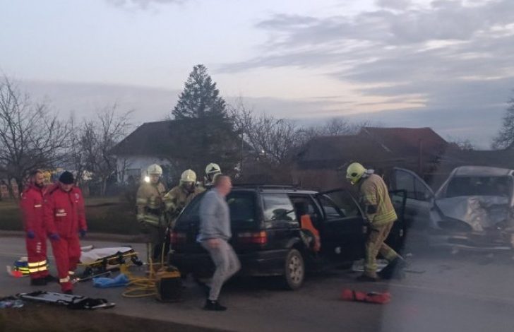 Pet lica povrijeđeno u udesu na putu Prijedor–Banjaluka