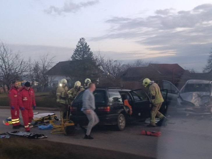 Pet lica povrijeđeno u udesu na putu Prijedor–Banjaluka