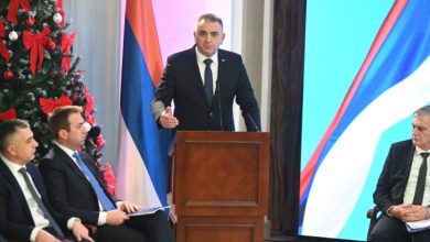 Vlada povećava minimalnu platu i uvodi novi praznik