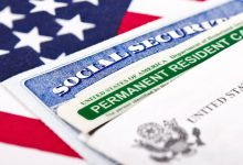 Tramp obustavlja program lutrije za zelene karte