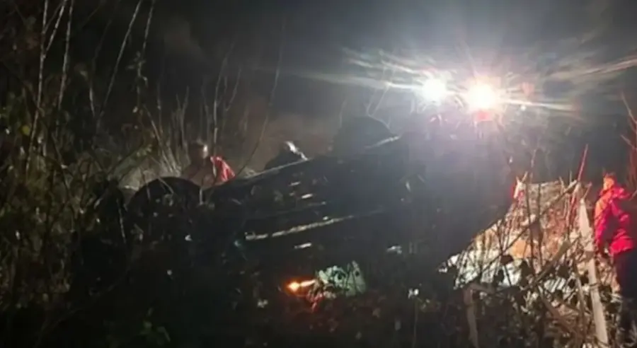 Teška nesreća kod Žepča: Auto sletio s nedovršenog nadvožnjaka