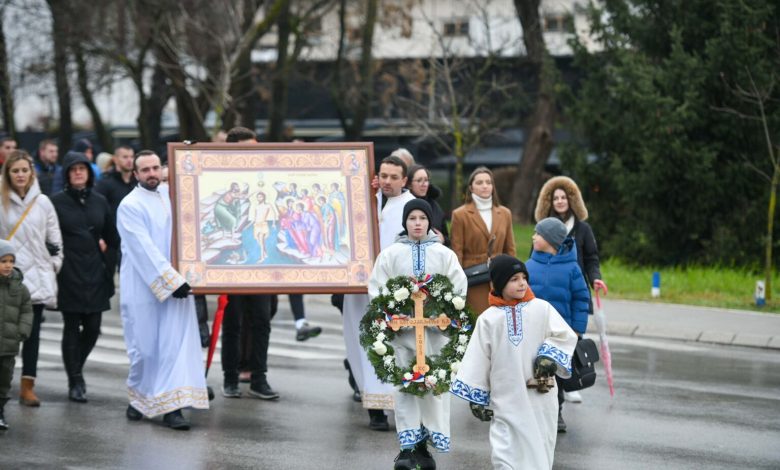 U ponedjeljak obustava saobraćaja u centru Banjaluke zbog litije