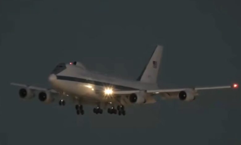 Iznad Los Anđelesa snimljen "avion sudnjeg dana"