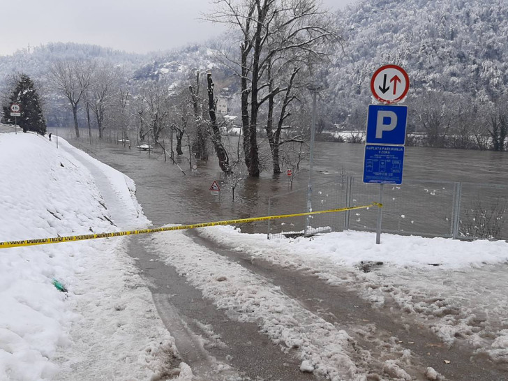 Izlile se Bosna i Trebižat, bez struje u FBiH