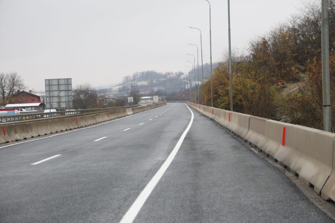 Nesmetano odvijanje saobraćaja, blokada granice prema EU i dalje traje