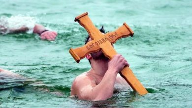 Veliko interesovanje za plivanje za Časni krst