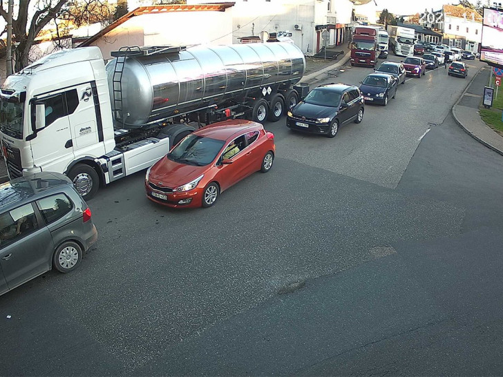 Gužva na više prelaza na izlazu iz BiH