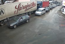 Gužva na dva granična prelaza