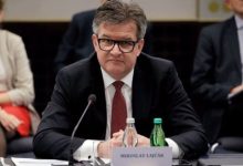 Lajčak podnio ostavku nakon što je nađen u prepisci sa Epstajnom