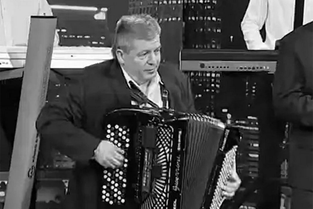 Preminuo čuveni harmonikaš