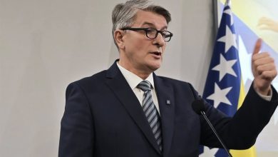 Šemsudin Mehmedović zabrinut za ćirilicu