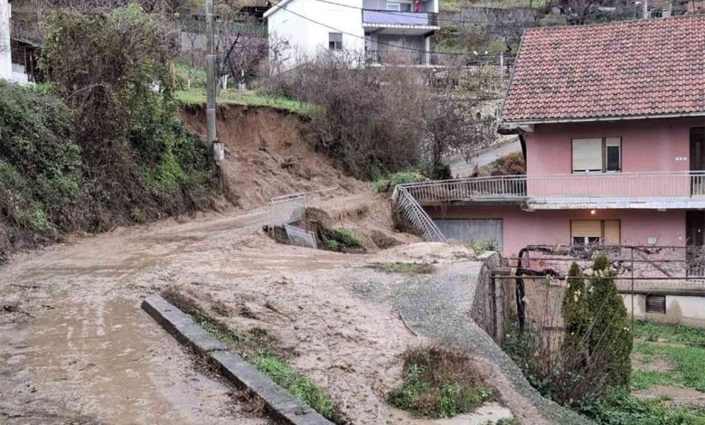 Drama u Mostaru: Klizišta ugrožavaju kuće