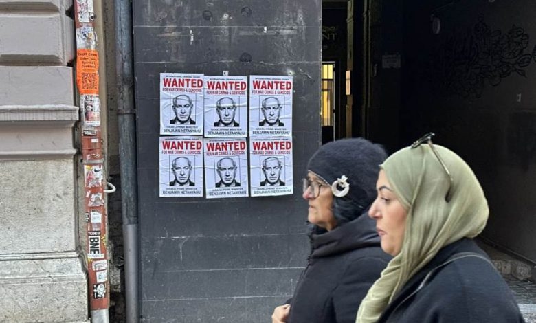 Na više lokacija u Sarajevu “potjernice” za Netanjahuom