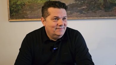 Stevandić unio badnjak u Narodnu skupštinu