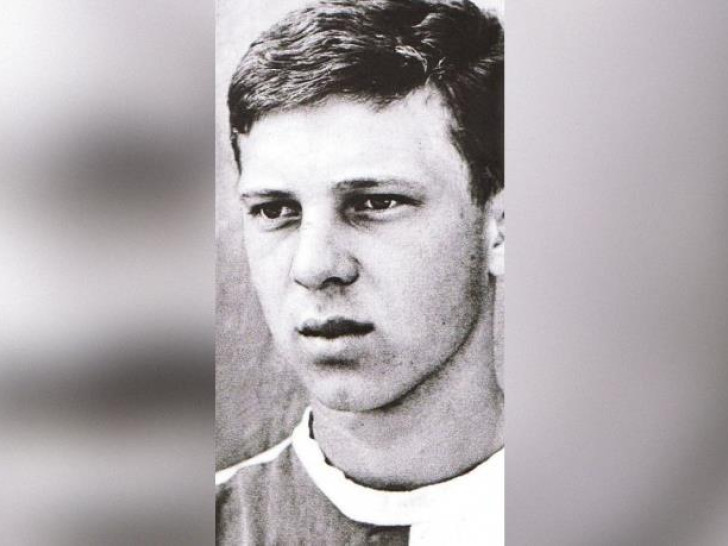 Preminuo čuveni srpski fudbaler i ministar