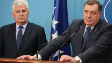 Dodik komentarisao fotografisanje Čovića sa Tompsonom