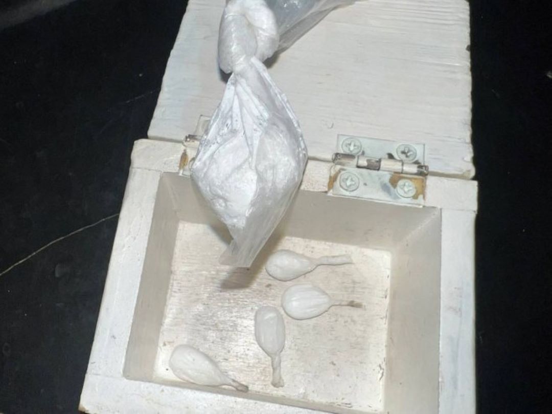 Uhapšena tri muškarca, pronađena droga za uličnu prodaju