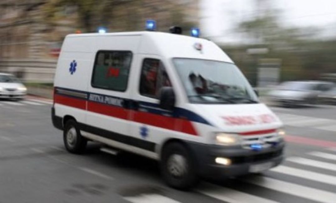 Tragedija u Sloveniji: Automobil udario u kuću, tri osobe poginule