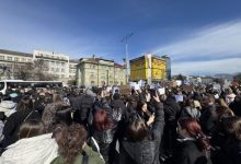 Veliki broj građana na protestu u Sarajevu