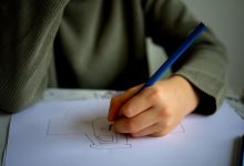 Asistenti u nastavi u Srpskoj rade za 700 KM, škole i roditelji u problemu