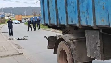 Teška nesreća u Banjaluci: Poginuo biciklista, udario ga kamion