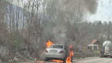 Požar na putu Banjaluka - Mrkonjić Grad, izgorjelo vozilo