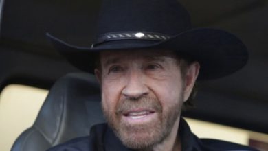 Odlazak legende akcionih filmova: Preminuo Čak Noris