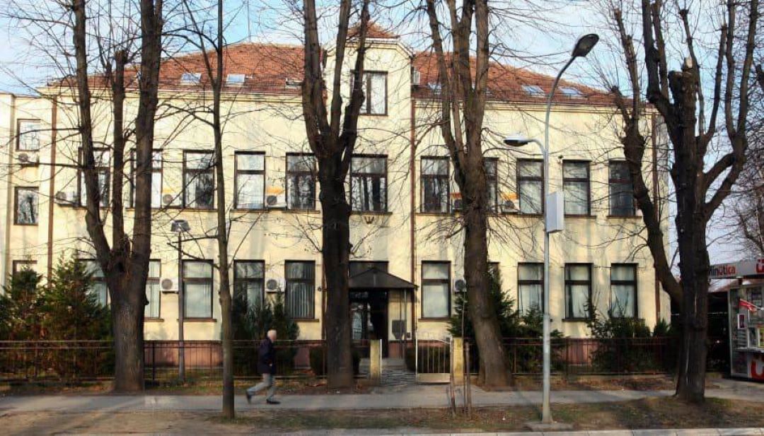 Od ukupno 91 srednje škole u RS, samo devet planira upis više od 200 učenika