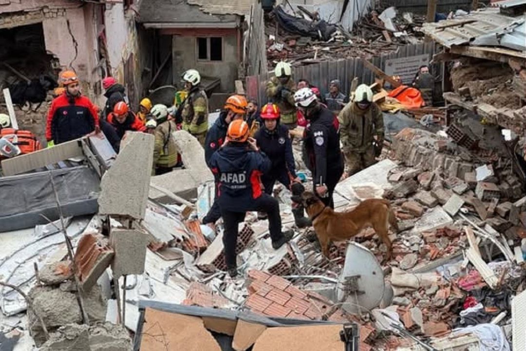 Haos u Istanbulu: Srušile se dvije zgrade