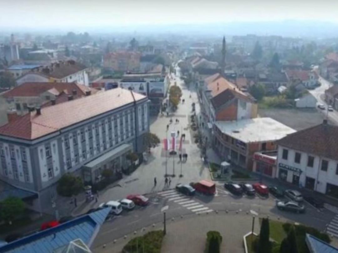 Sutra dan žalosti u Kozarskoj Dubici zbog tragične smrti mladića