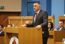 Minić najavio sjednicu Narodne skupštine o povećanju plata