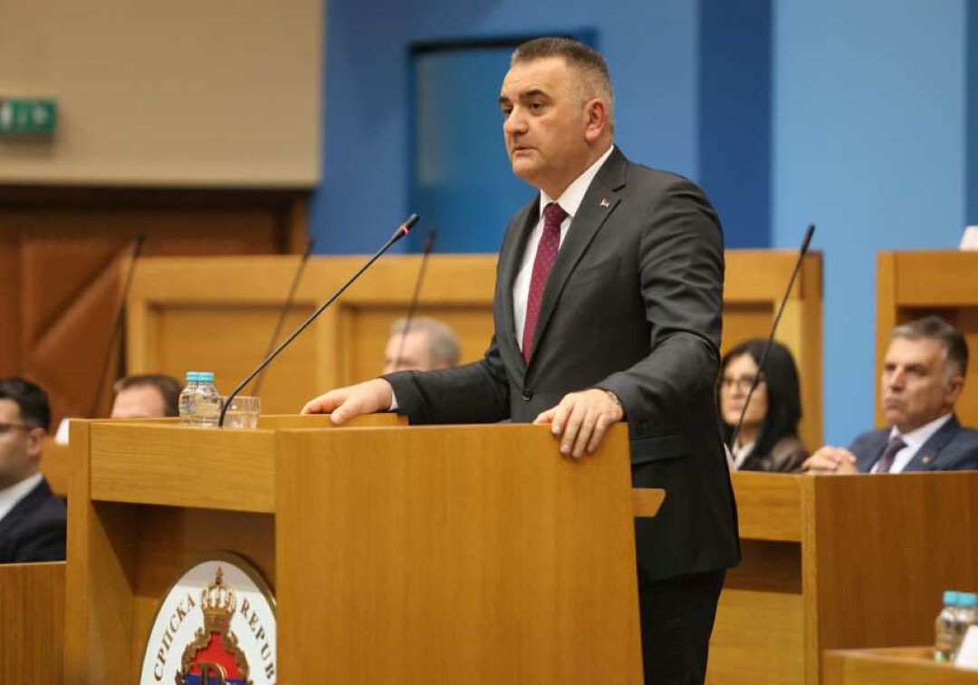 Minić najavio sjednicu Narodne skupštine o povećanju plata