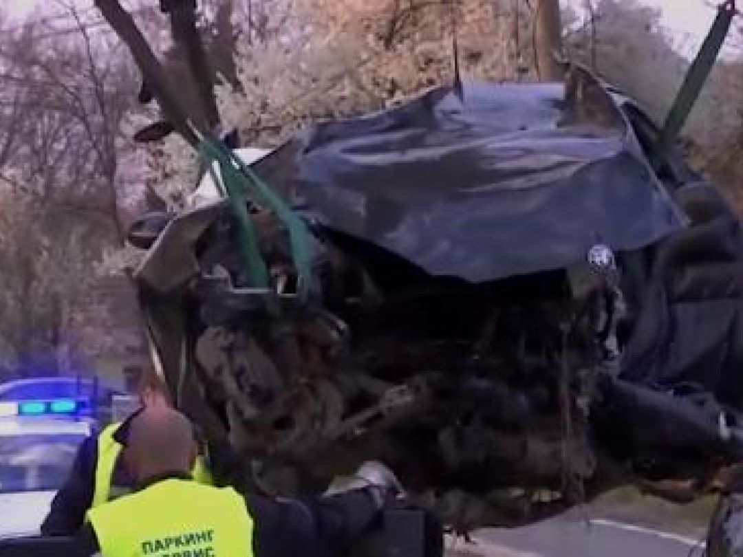 U teškoj saobraćajnoj nesreći poginuo mladić