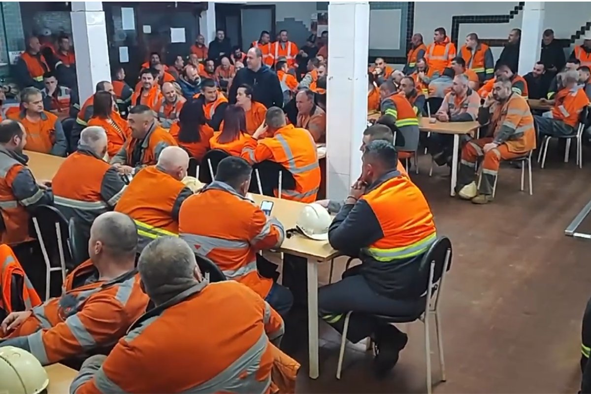 Masovni protest glađu u rudniku "Nova Ljubija", radnici prenoćili u firmi