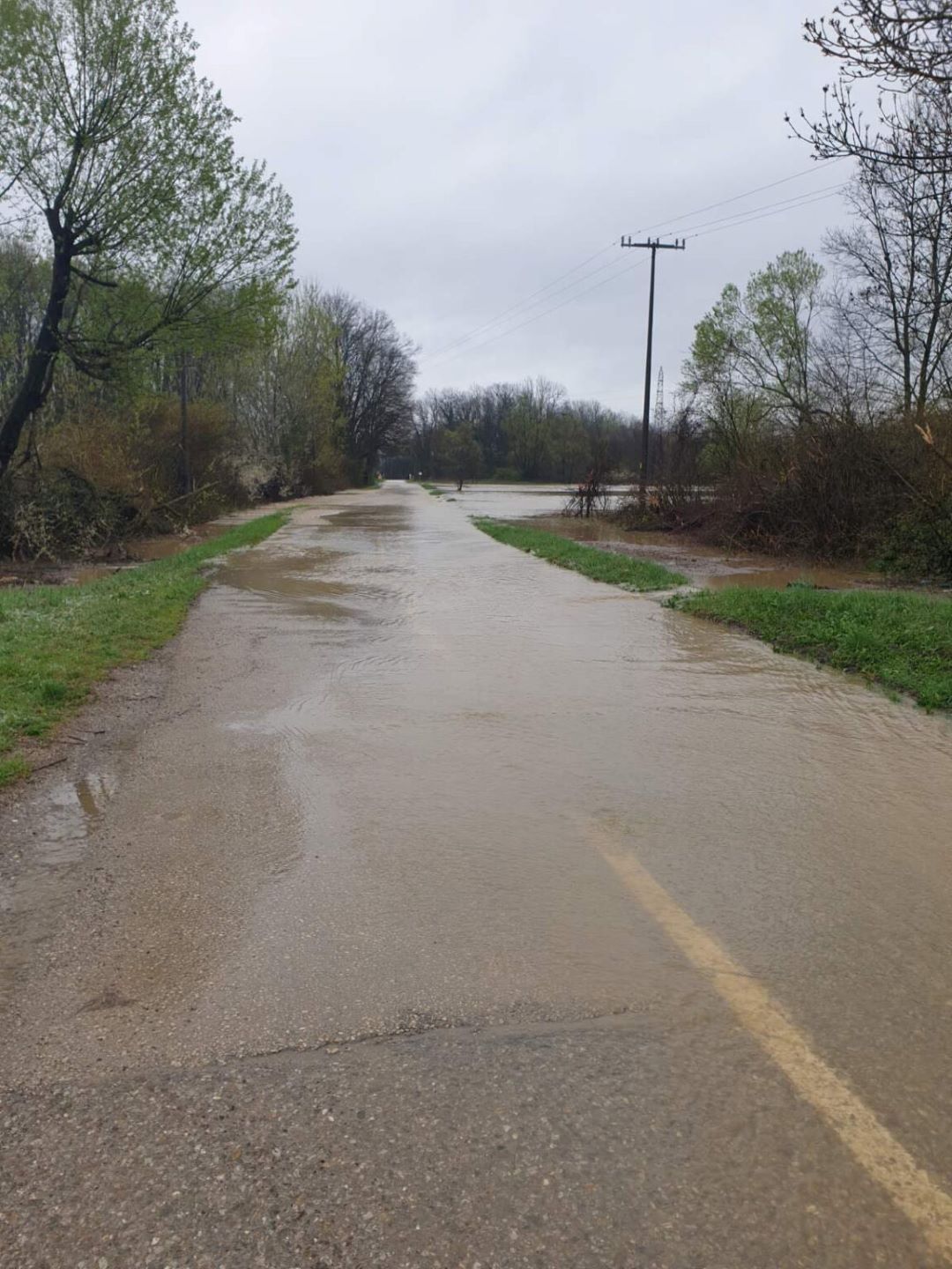Haos na putevima: Odroni, poplave i snijeg blokirali saobraćaj širom RS