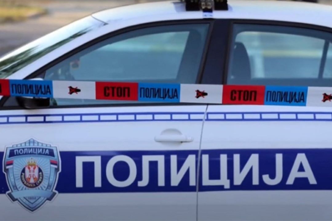 Uhapšen muškarac u Beogradu: Nožem napao kupce u marketu