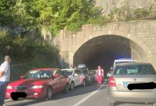 Sudar pet vozila u tunelu, tri osobe povrijeđene