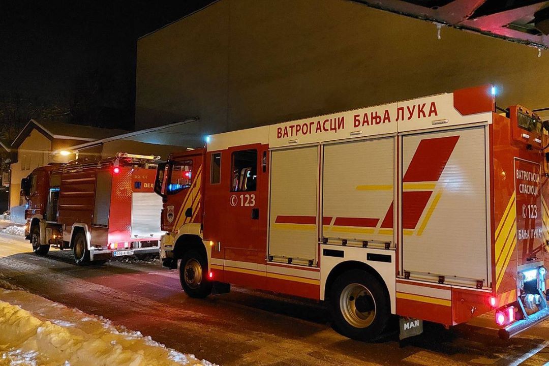 Požar na benzinskoj pumpi u Banjaluci