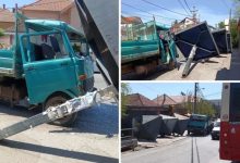 Kamion udario u autobusko stajalište u beogradskom naselju Kaluđerica, ima povrijeđenih