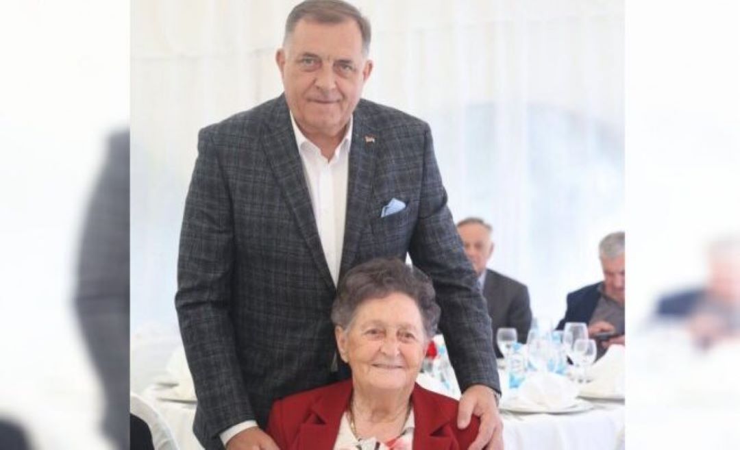 U Mrčevcima sahrana Mire Dodik, majke Milorada Dodika